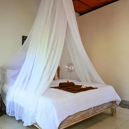Kubu Pertiwi Pemuteran